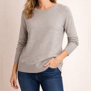 Banana Republic Italian Merino Blend Sweater Large Gray Crewneck
